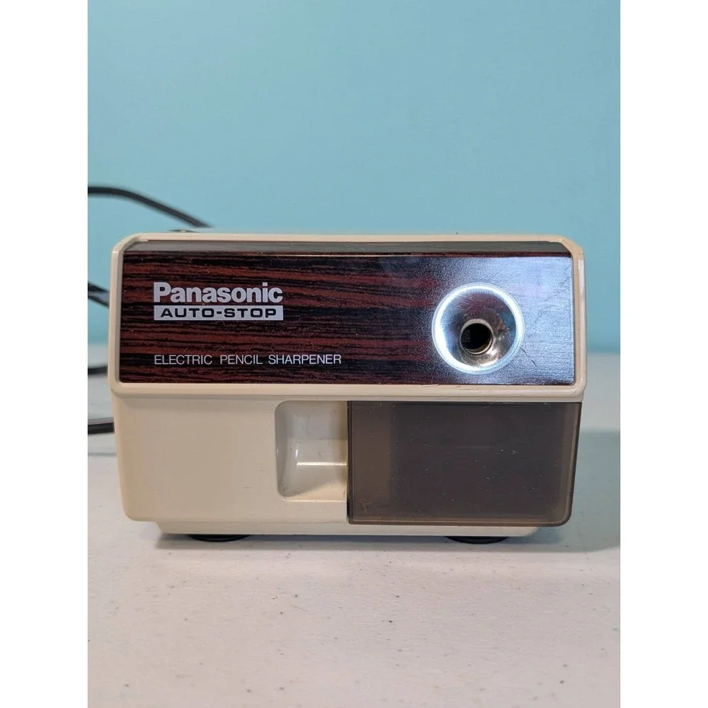 Panasonic Electric Pencil Sharpener Model # KP-110 Vintage Tested Working